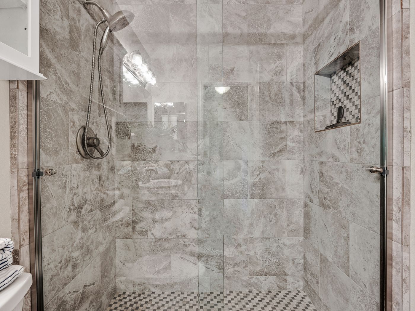 Building Photo - 805 Watson Canyon Ct