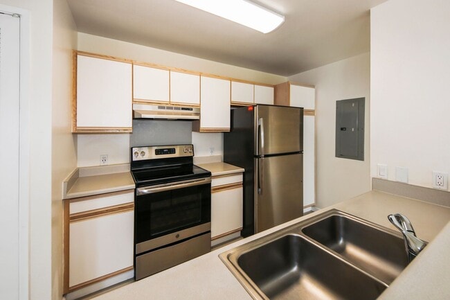 Building Photo - 95-1055 Kaapeha St #145