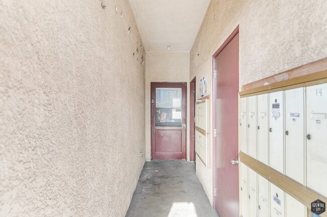 Building Photo - 313 Mildred Ave