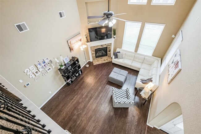 Building Photo - 28806 Crested Butte Dr