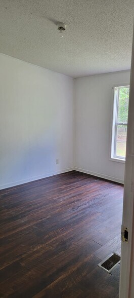 4th Bedroom - 8936 Turner Dr