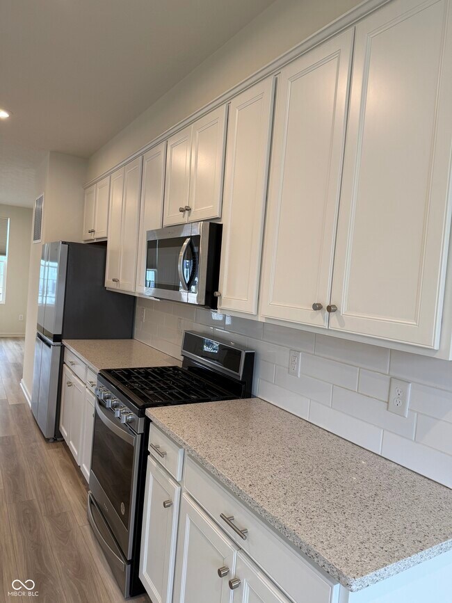 Building Photo - 14517 Pomona Ln