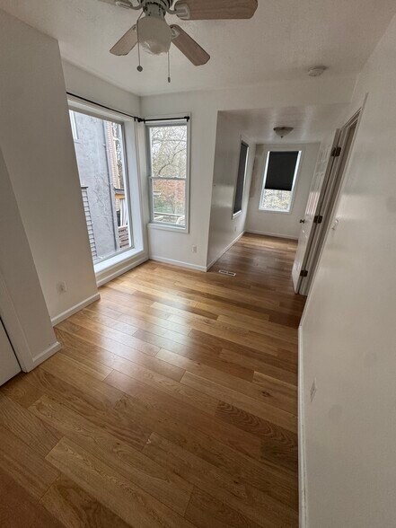 Building Photo - 1321 Virginia Ave