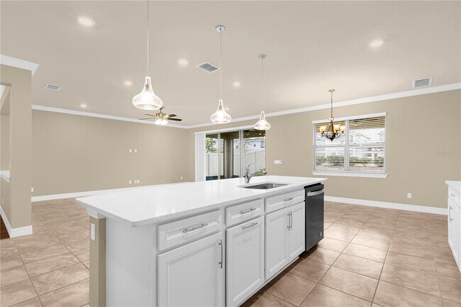 Building Photo - 2819 Matera Dr