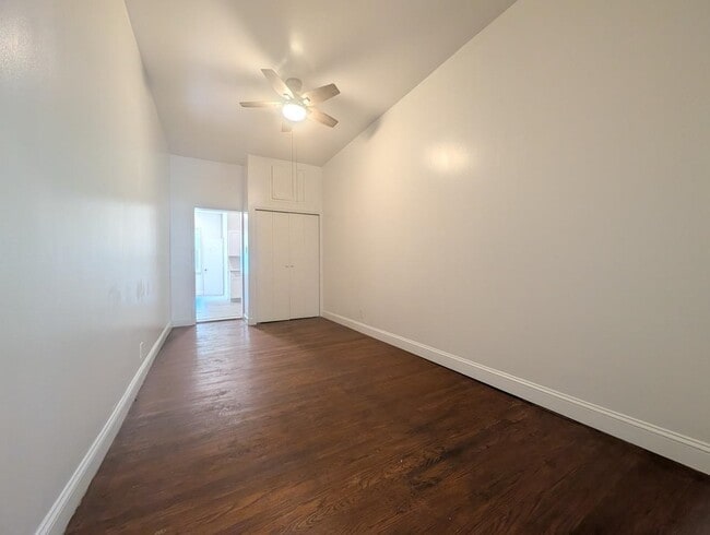 Building Photo - 267 Webster Ave