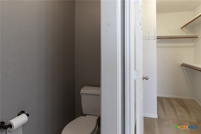 Building Photo - 5500 Leather Dr