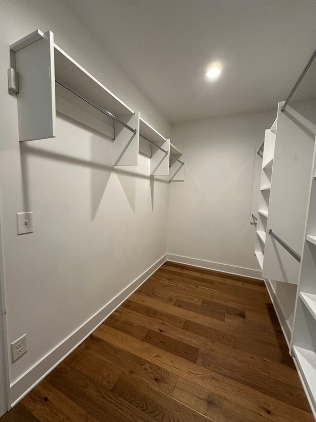 Building Photo - 3 Bedroom / 2 Bath  Johnson City TN