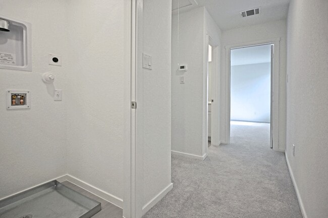 Building Photo - 6718 Marble Rdg