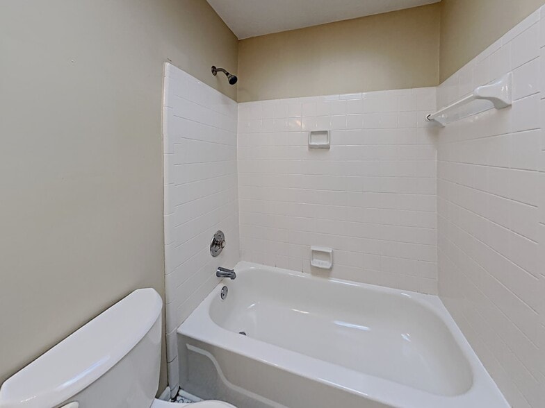 Building Photo - 1785 Summit Edge Cir