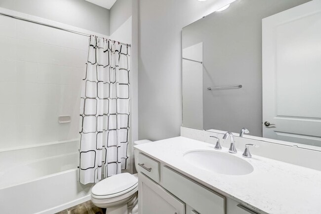 Building Photo - Gated Community Living Just Minutes from Amelia Island