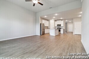 Building Photo - 1033 Windflower