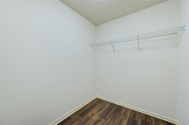 Building Photo - 6502 Wellington Meadows Dr