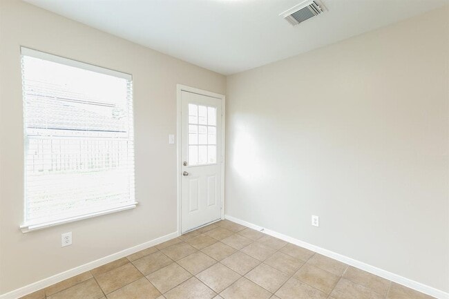 Building Photo - 14403 Hannah Glen Ln
