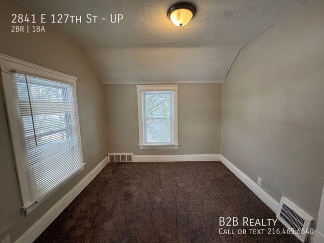 Building Photo - 2841 E 127th St