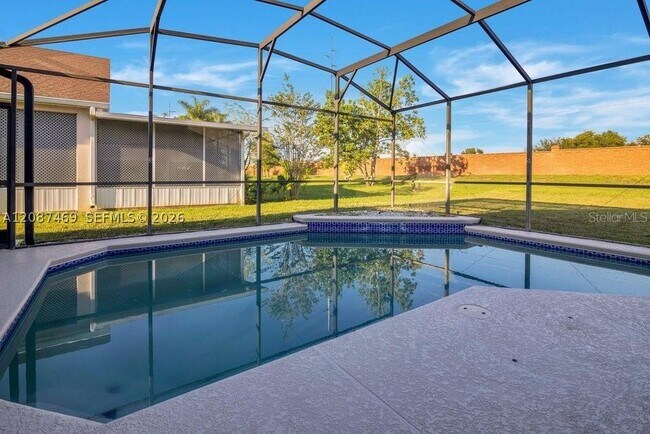 Building Photo - 321 Corvina Dr