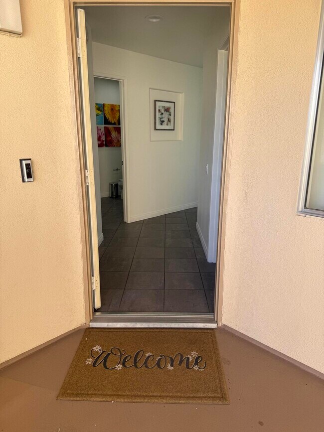 Building Photo - 78125 Crimson Ct