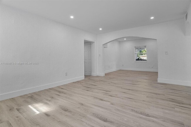 Building Photo - 1601 NW 50th St