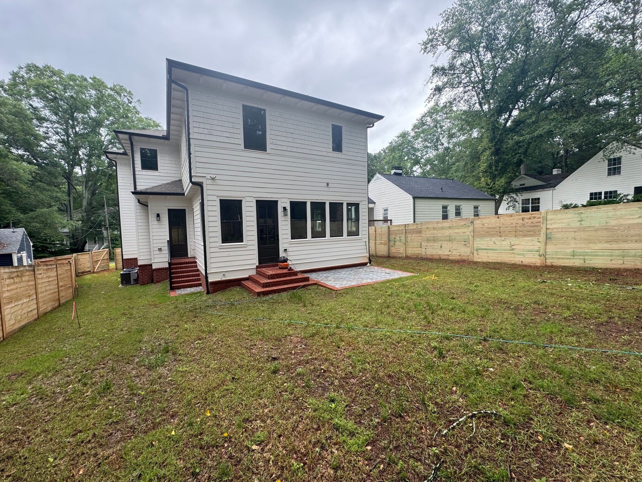 Building Photo - 2611 Charlesgate Ave