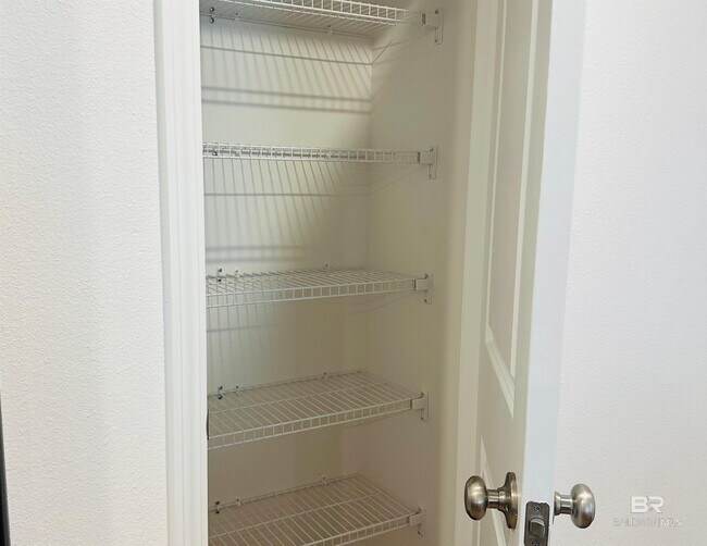 Building Photo - 19349 Gray Horse Dr