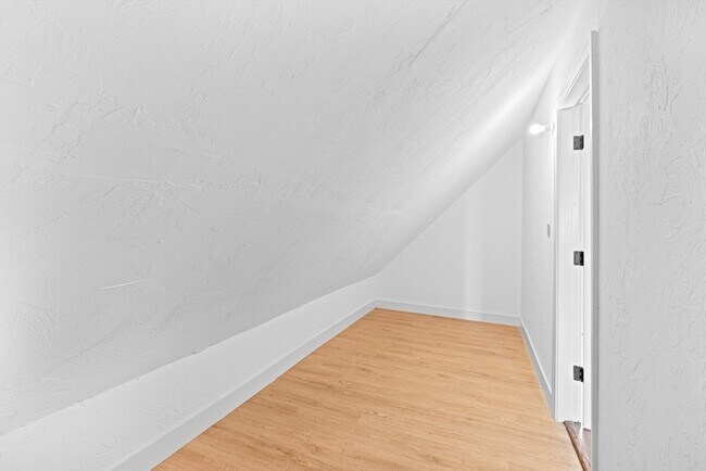 Building Photo - 31 Fenwick St