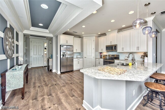 Building Photo - 8764 Bellano Ct