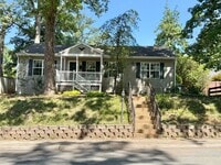 Building Photo - 1611 Cherry Ave