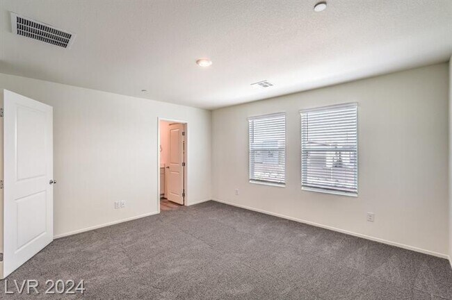 Building Photo - 4423 Honey Hls Ave