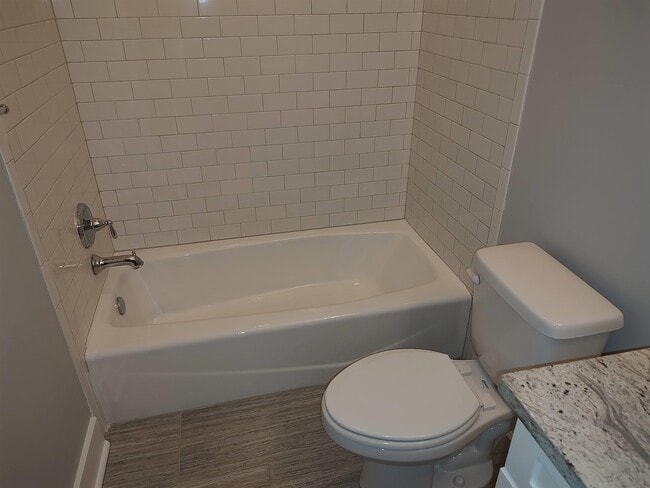 Building Photo - 3549 Esplanade Way