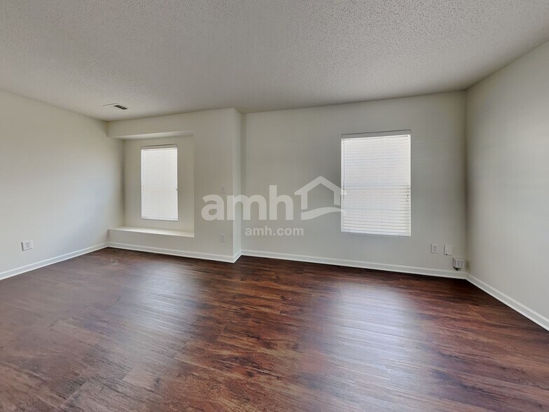 Building Photo - 5955 Ricker Rd