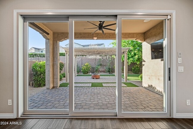 Building Photo - 3258 E Tina Dr