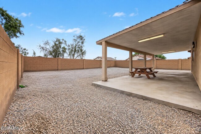 Building Photo - 3015 N 84th Dr