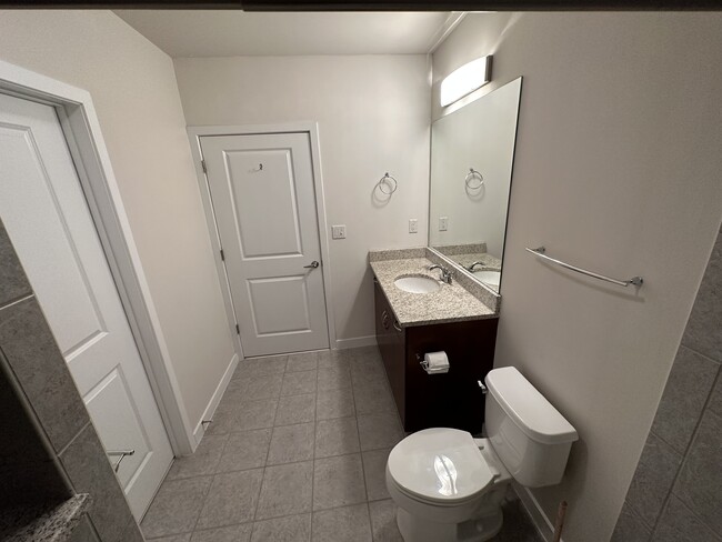 Bathroom - 400 W Peachtree St NW