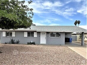 Building Photo - 3017 W Laurel Ln