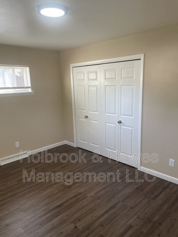 Building Photo - 3613 Highland Dr