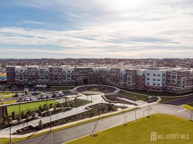 Building Photo - 2000 Schindler Dr