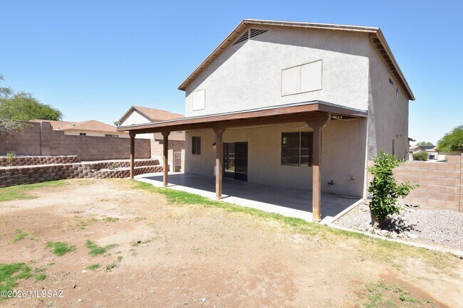 Building Photo - 10226 E Desert Eden Pl