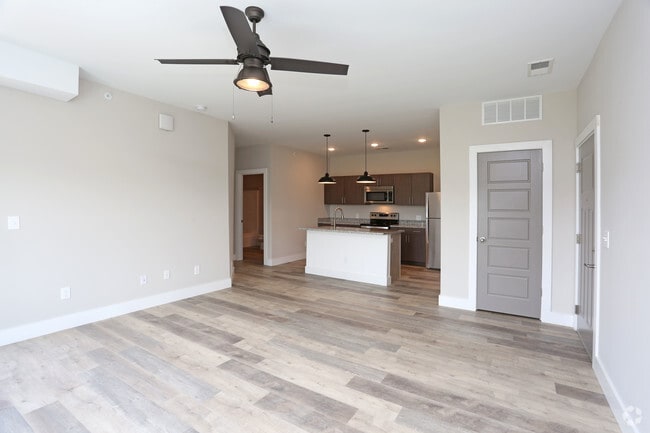 1BR, 1BA - 790 SF - Living Room - Palomar Stables