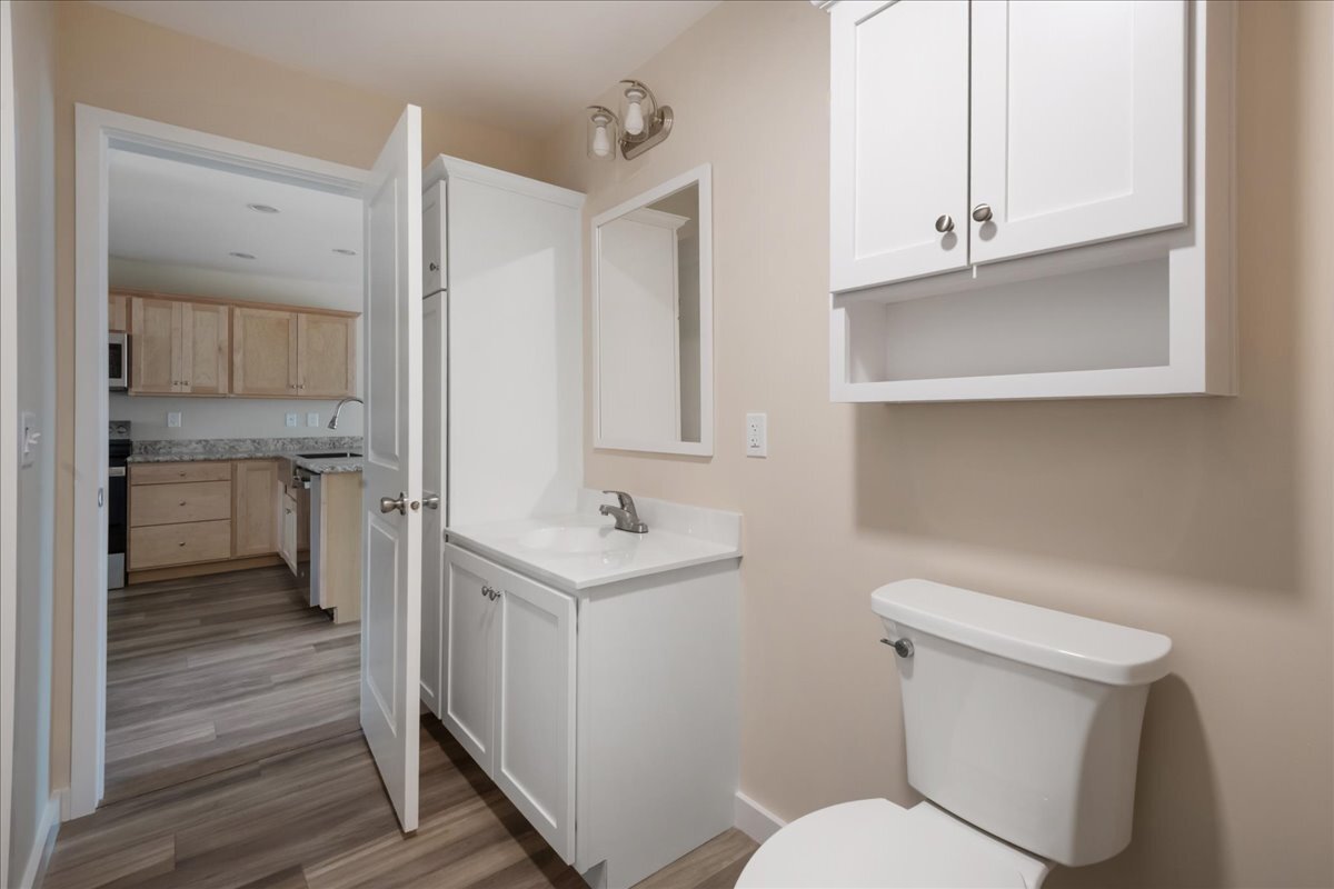 Building Photo - 14 Payton Ln