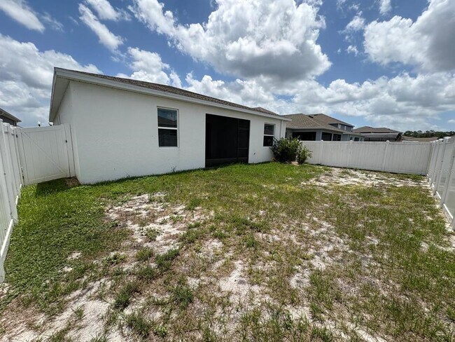 Building Photo - 2710 Slash Wy