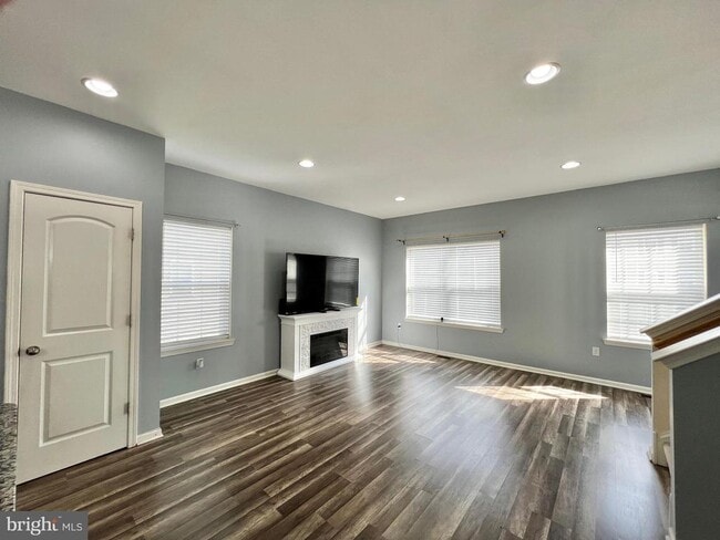 Building Photo - 1106 Wickersham Wy