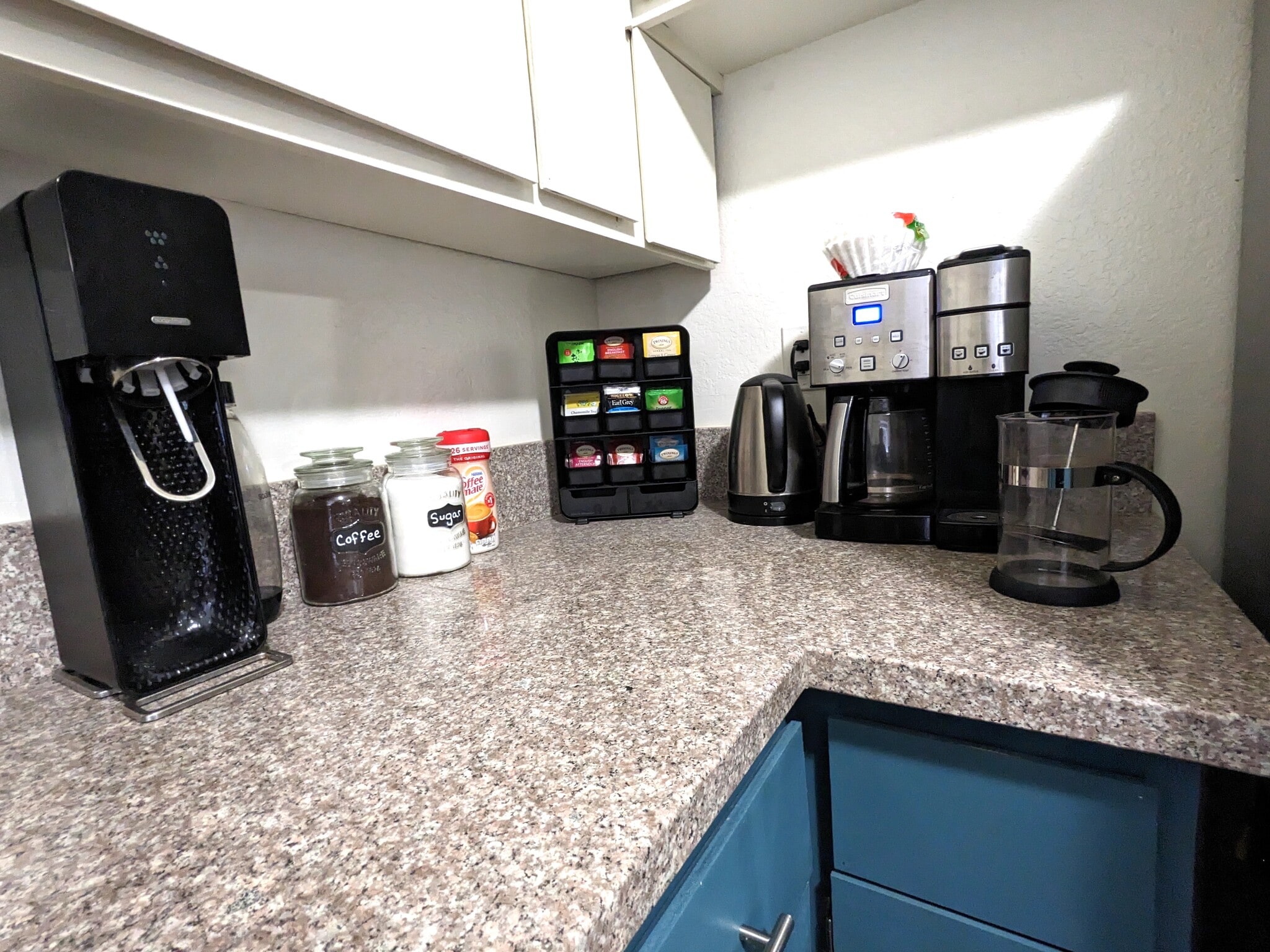 Building Photo - 1634 W 104th St