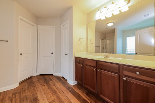 Building Photo - 1808 Sweet Gum Dr