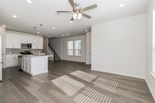 Building Photo - 530 Ansley Ct