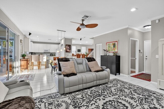 Building Photo - 18280 Coral Isles Dr