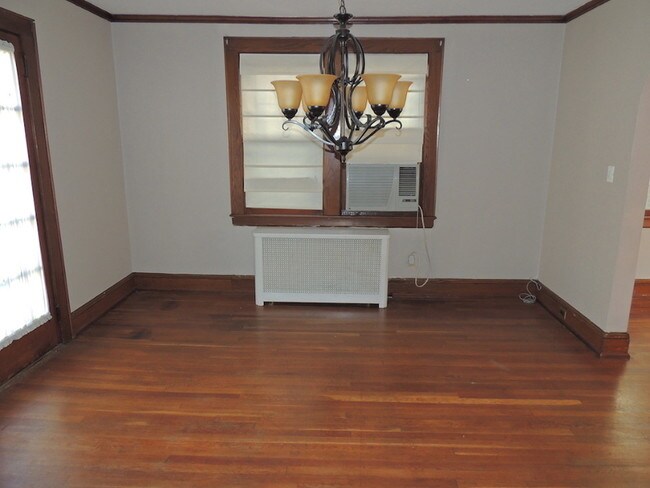 Dining Room - 331 Walnut St