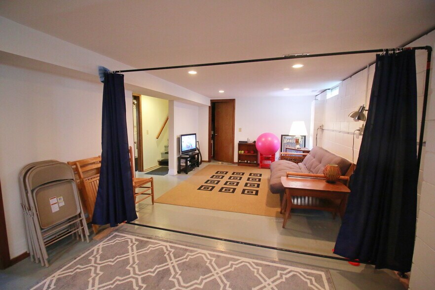 Basement - 1526 Marston Ave