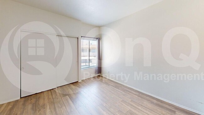 Building Photo - 11666 N 28th Dr