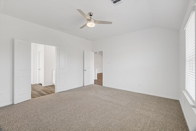 Building Photo - 20550 Fourier Dr