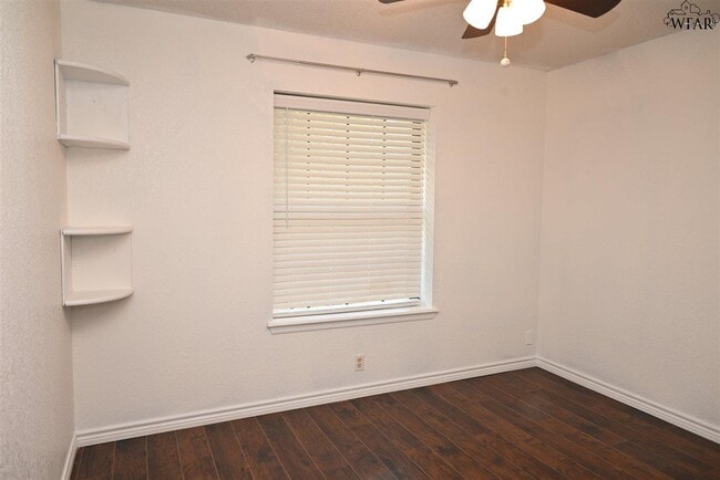 Building Photo - 1206 Amherst St