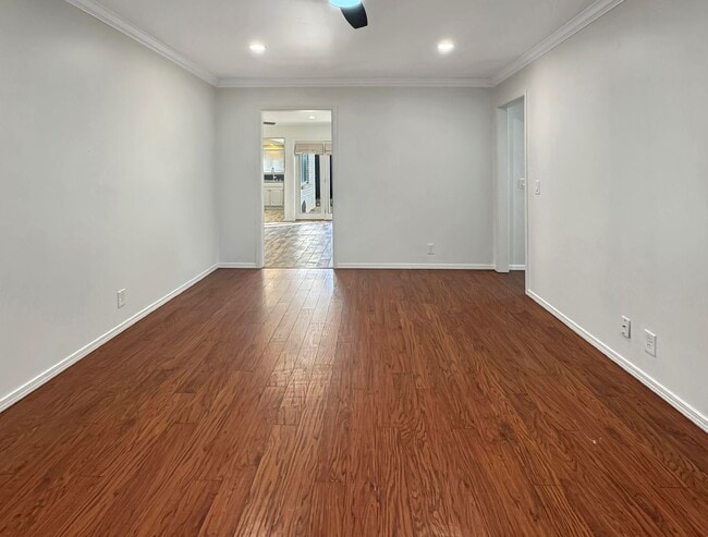 Building Photo - Renovated 3-Bedroom Home - Section 8 Friendly